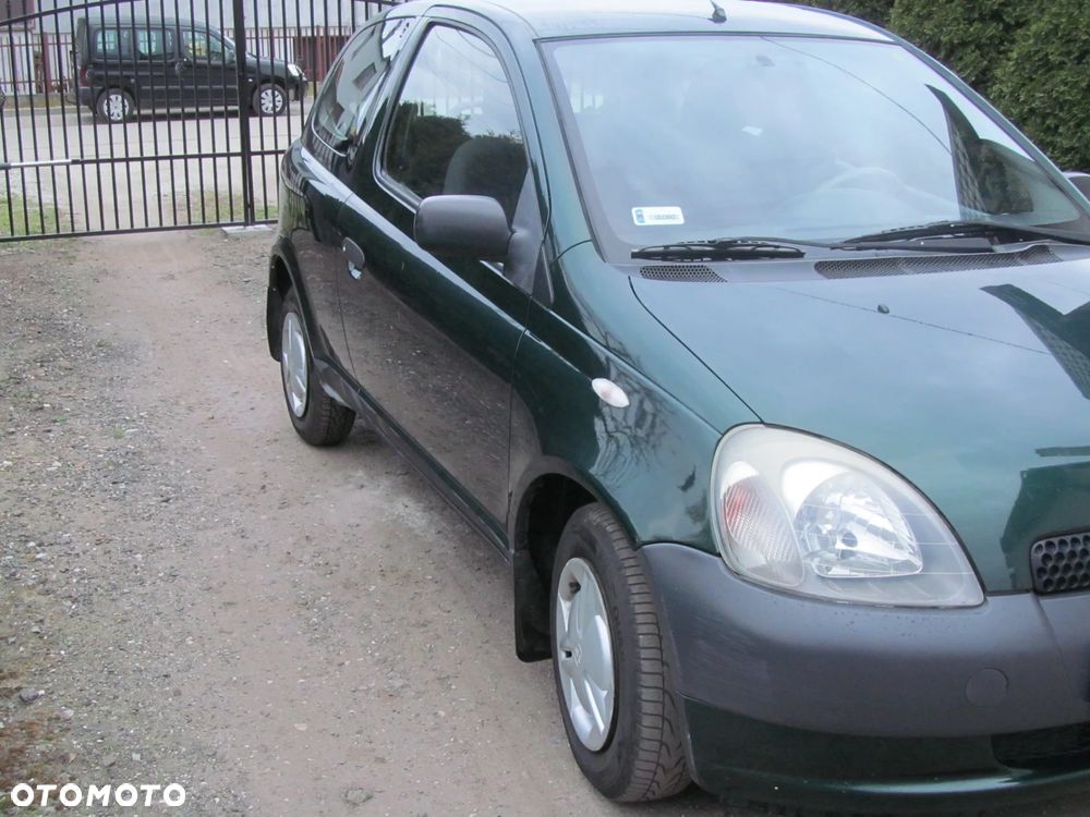 Toyota Yaris 1.0 Terra - 2