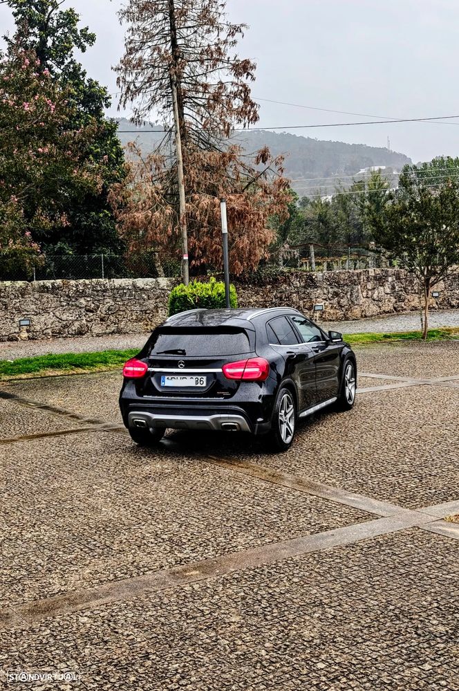 Mercedes-Benz GLA 200 7G-DCT AMG Line - 23