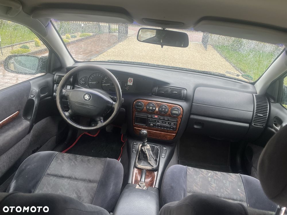 Opel Omega - 6