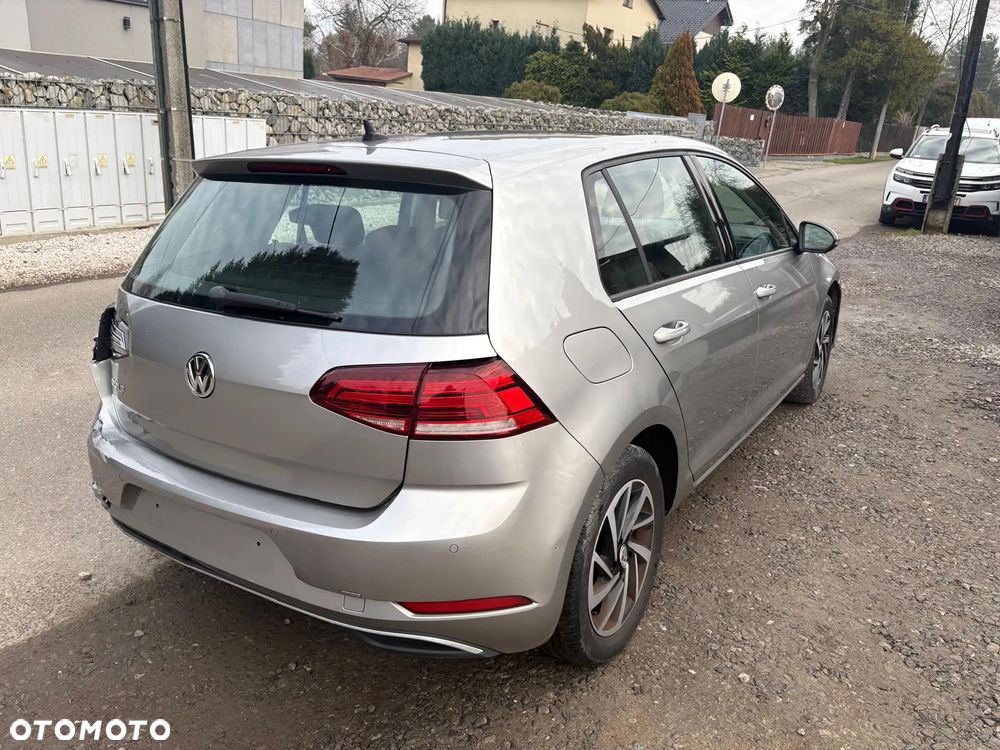 Volkswagen Golf 1.6 TDI SCR Comfortline - 18