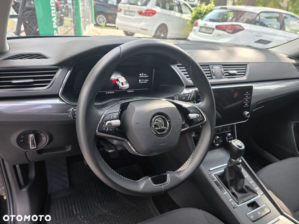 Skoda Superb 2.0 TDI SCR Style - 16