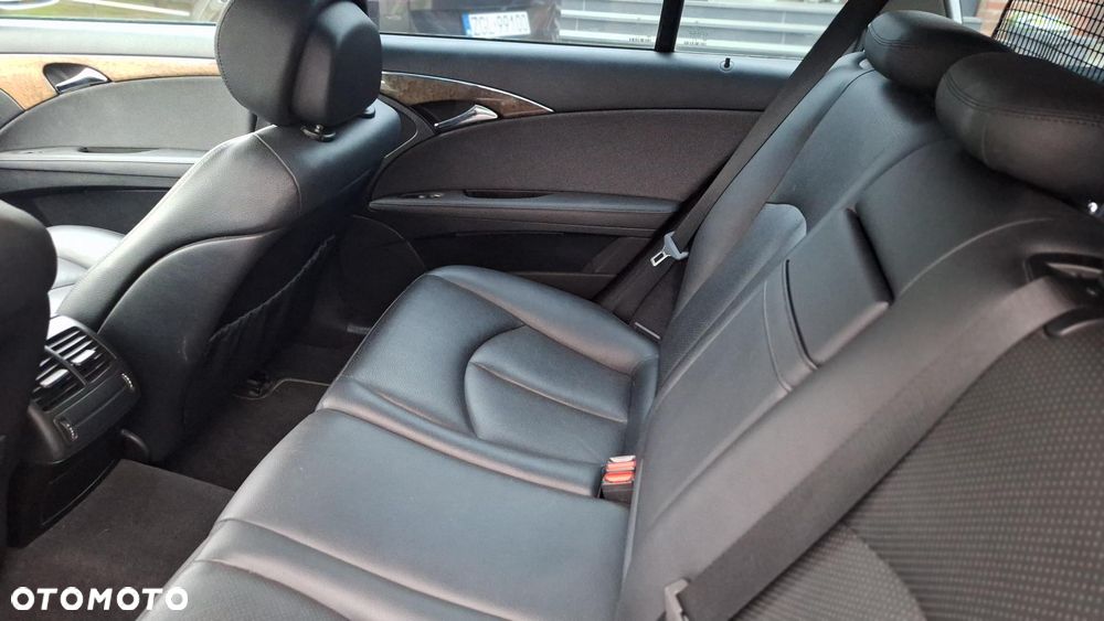 Mercedes-Benz Klasa E - 8