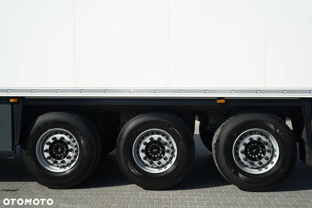 Schmitz Cargobull CHŁODNIA / THERMO KING  SLXi 300 / DOPPELSTOCK / KOSZ NA PALETY - 25