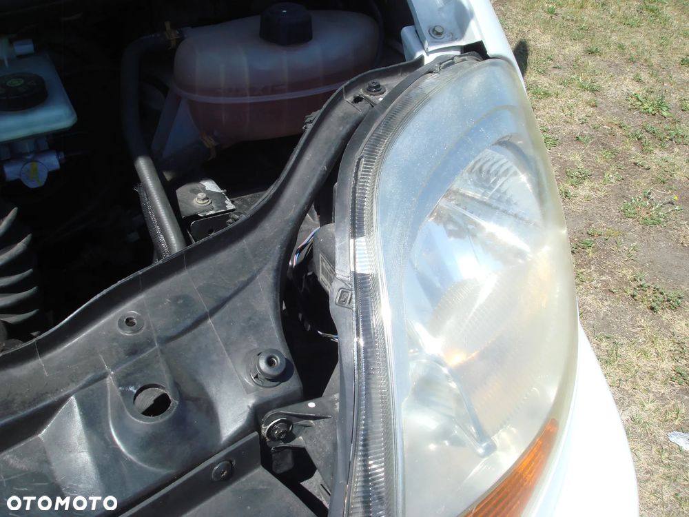 Renault Trafic - 25