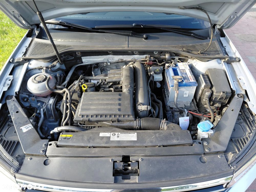Volkswagen Passat 1.4 TSI BMT Trendline - 34