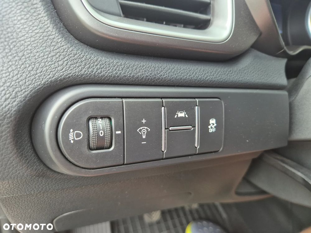 Kia Ceed 1.4 T-GDI M - 27