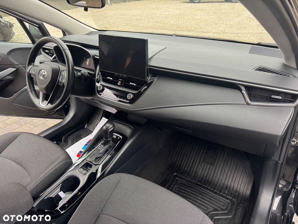 Toyota Corolla 1.8 Hybrid Comfort - 22