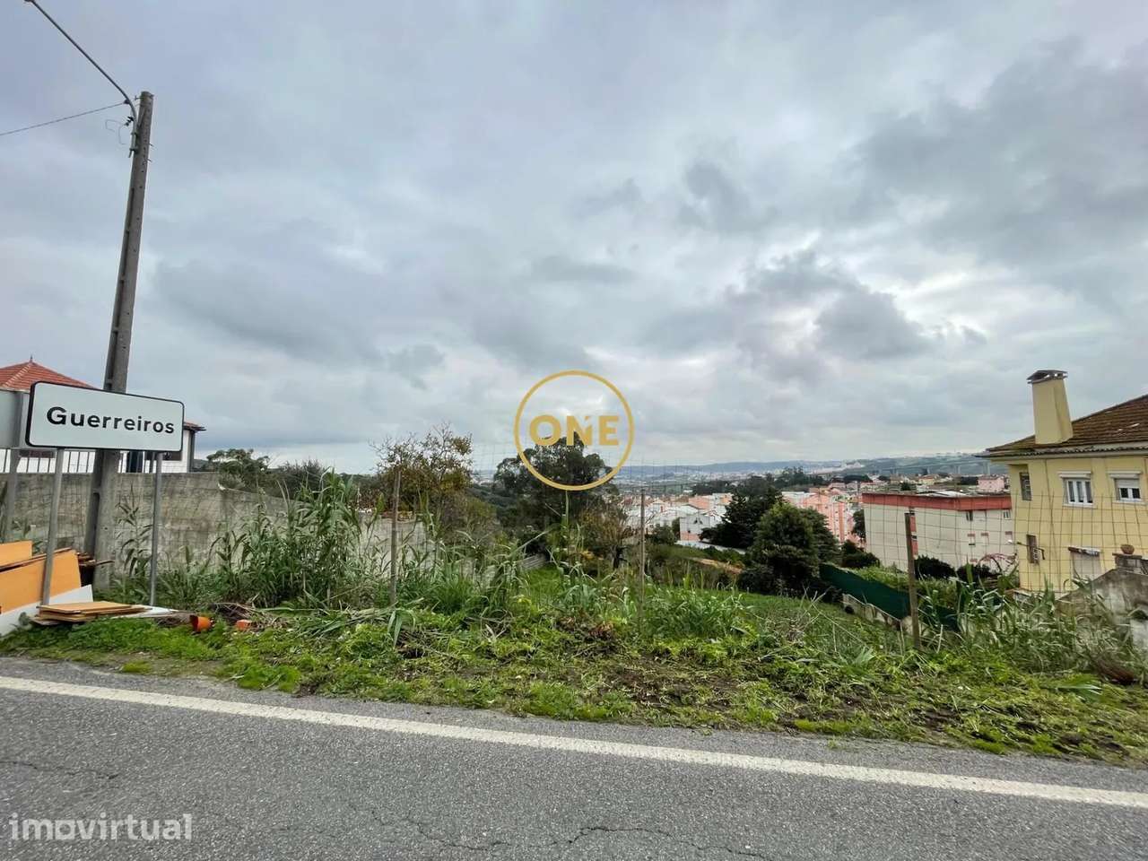 Terreno Urbano de 407m2 para Construção em Guerreiros, Loures - Grande imagem: 5/16