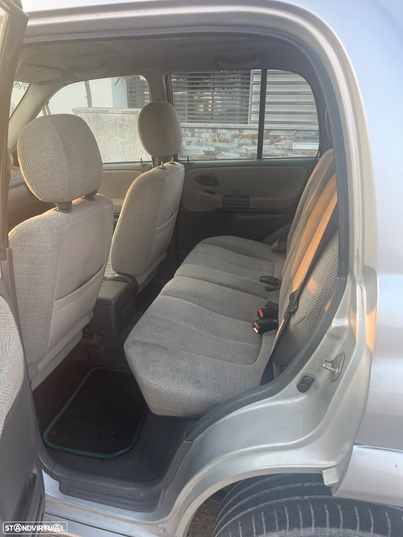 Suzuki Grand Vitara Metal Top 2.0 TDi - 5