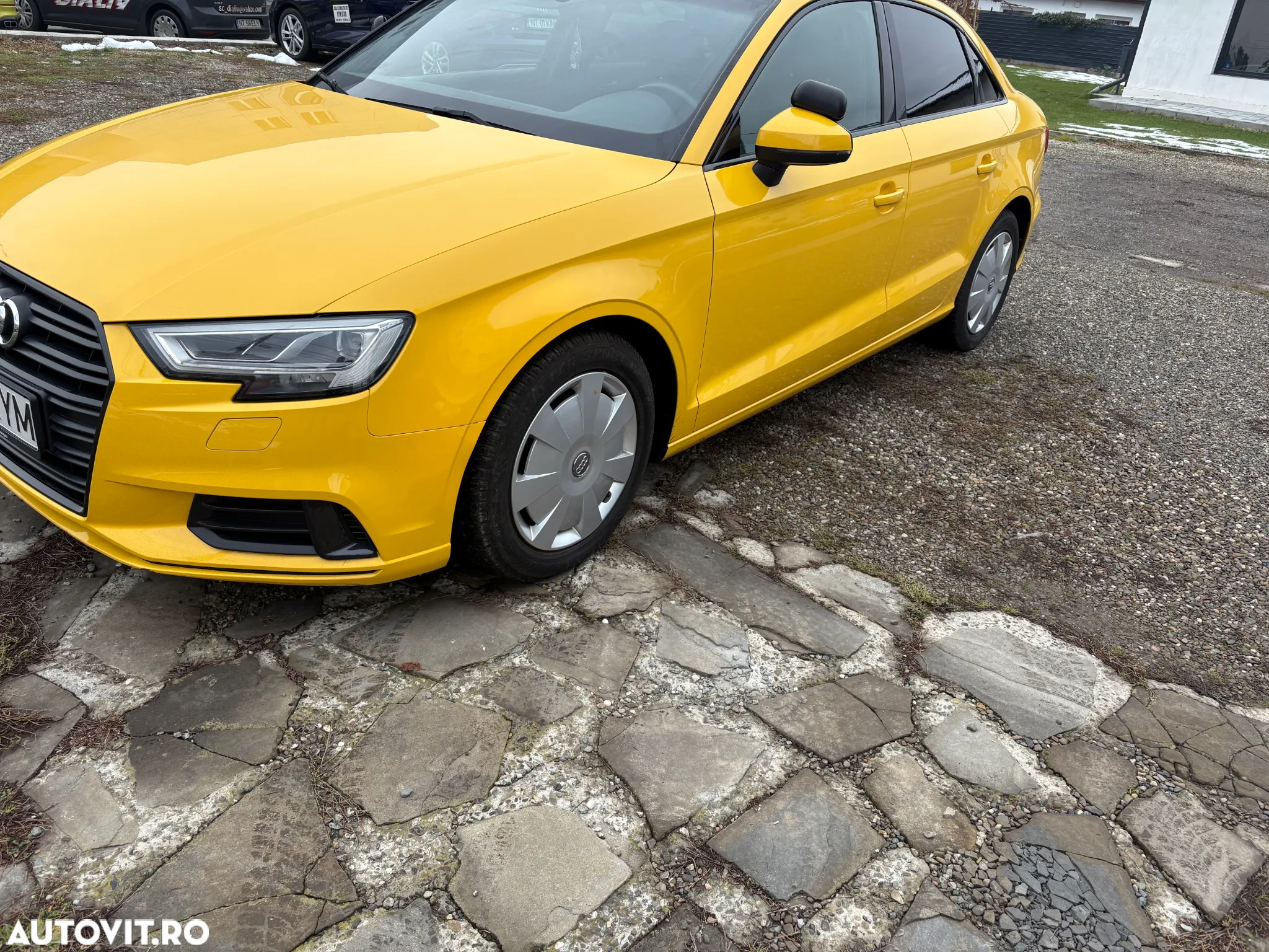 Audi A3 1.6 TDI S tronic Sport - 3