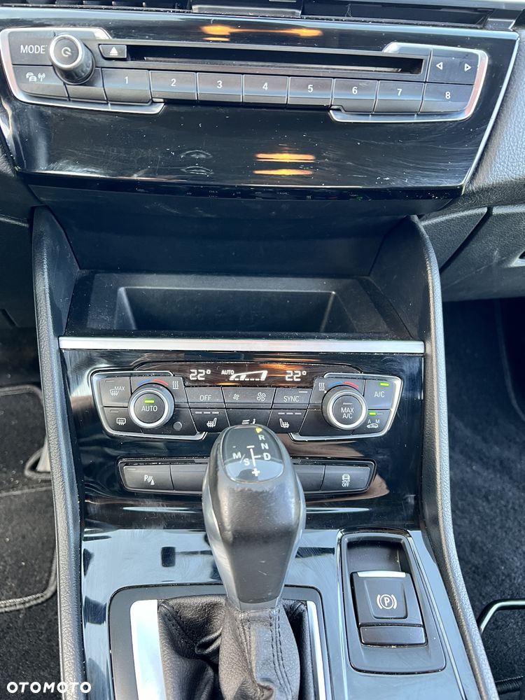 BMW Seria 2 218i GT - 23