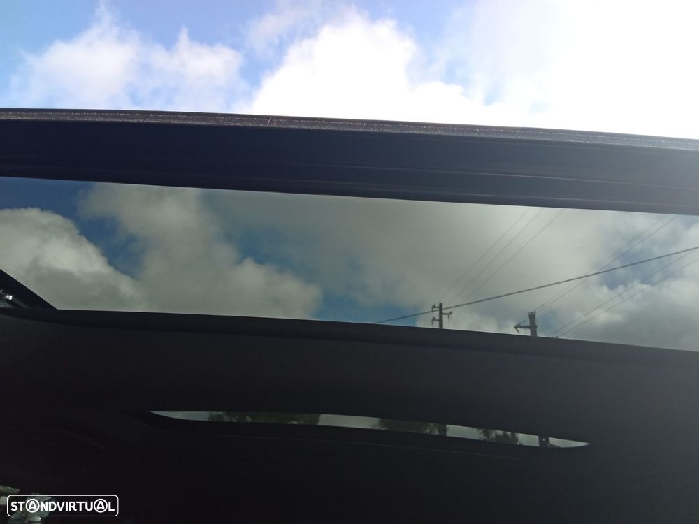 Mercedes-Benz GLB 35 AMG 4Matic — fotografia 40