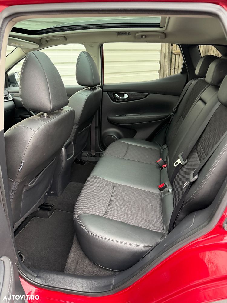 Nissan Qashqai 1.6 DCI TEKNA - 10