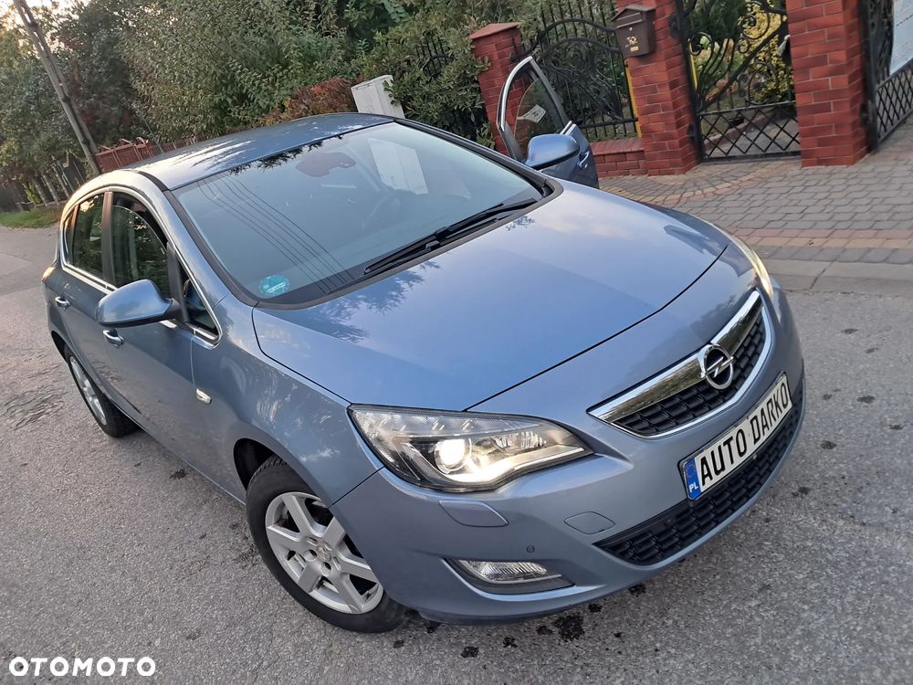 Opel Astra 1.4 Turbo Design Edition - 16