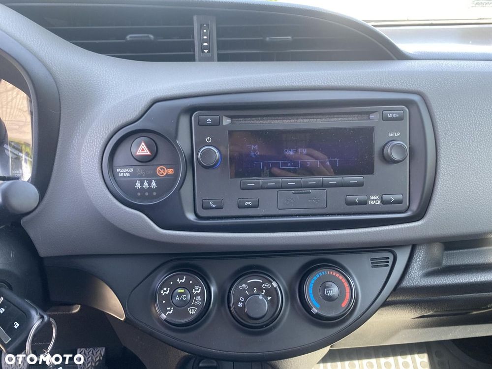 Toyota Yaris - 18