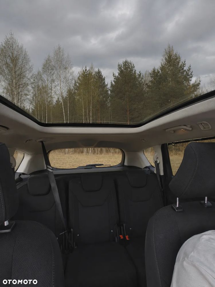 Ford S-Max 2.0 TDCi Titanium PowerShift - 7