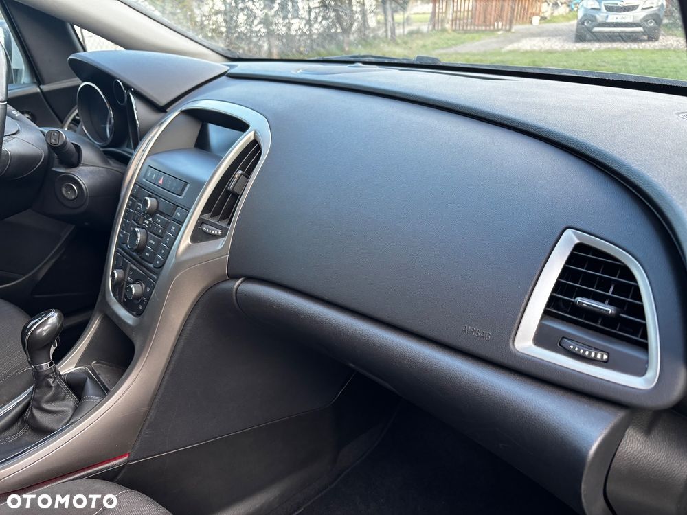 Opel Astra - 10