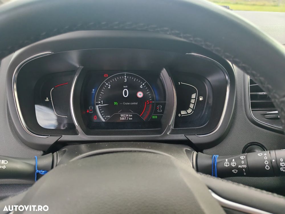 Renault Scenic BLUE dCi 120 BUSINESS EDITION - 11