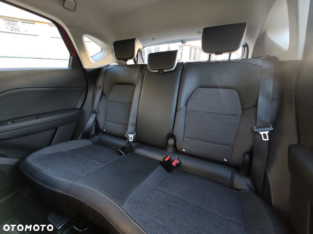 Renault Captur 1.3 TCe Intens EDC - 32