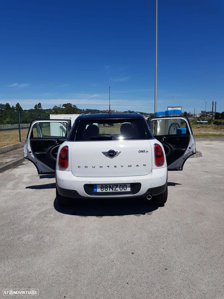 MINI Countryman One D - 15