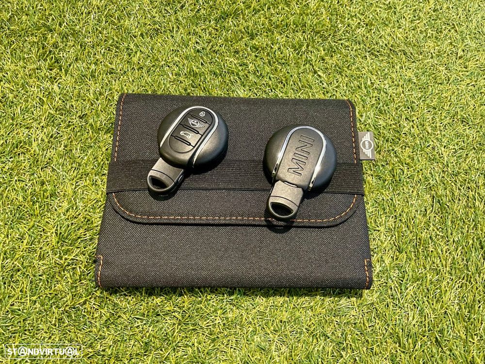 MINI 3 Portas Cooper SE Classic - 31