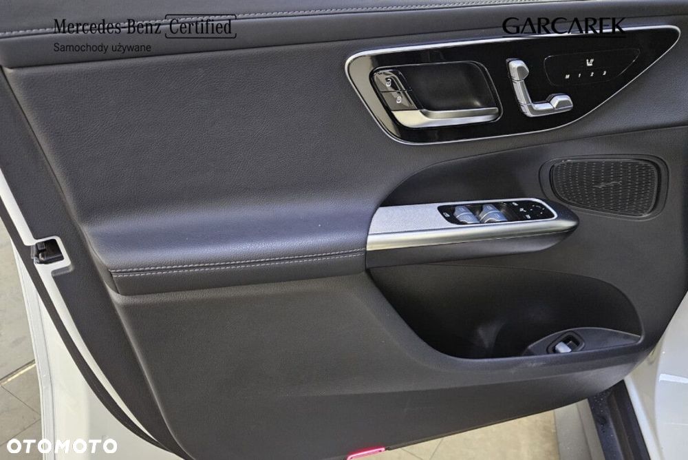 Mercedes-Benz GLC - 25