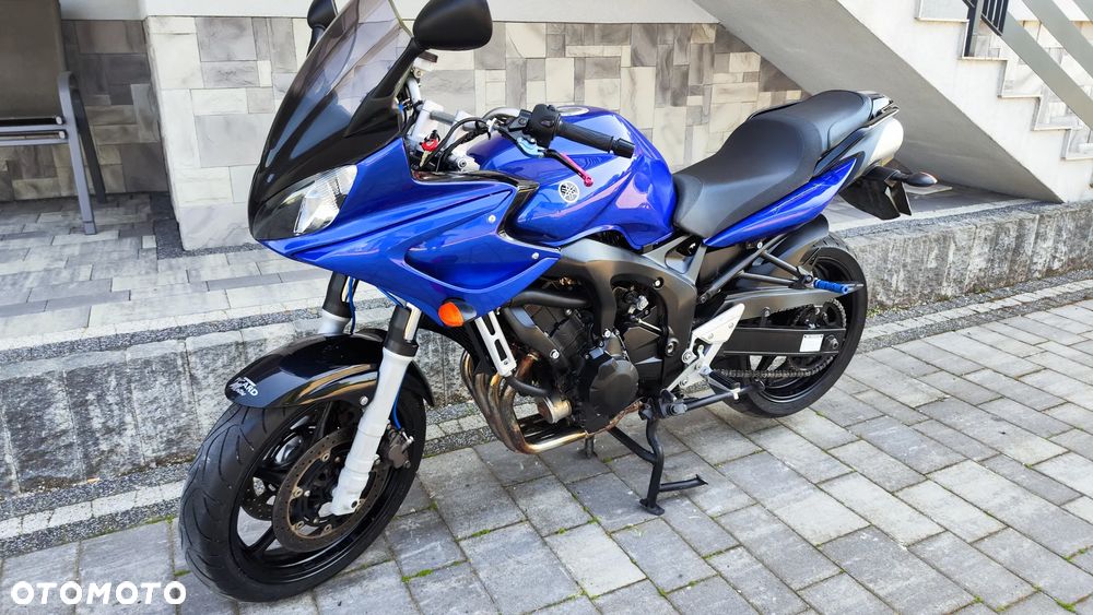 Yamaha FZ6 - 4