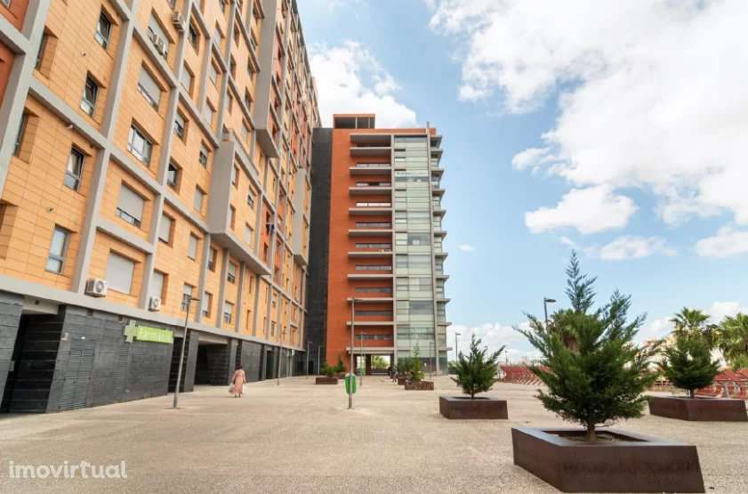 AMPLO ESCRITORIO COM ESTACIONAMENTOS - Grande imagem: 2/27