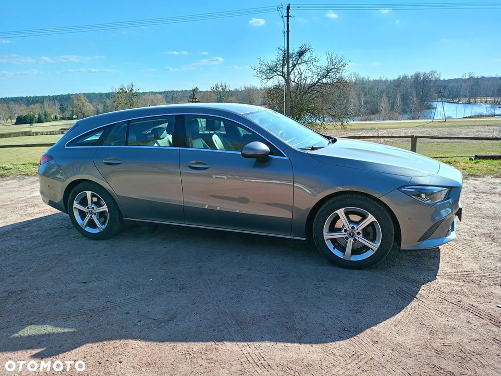 Mercedes-Benz CLA 200 7G-DCT - 21