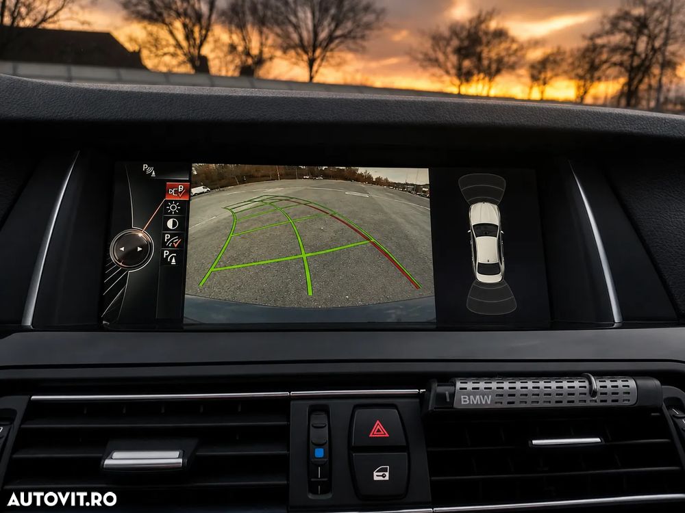 BMW Seria 5 520d - 12