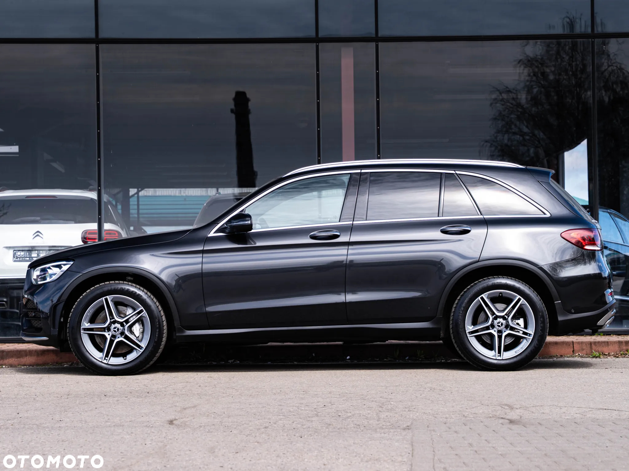 Mercedes-Benz GLC - 18
