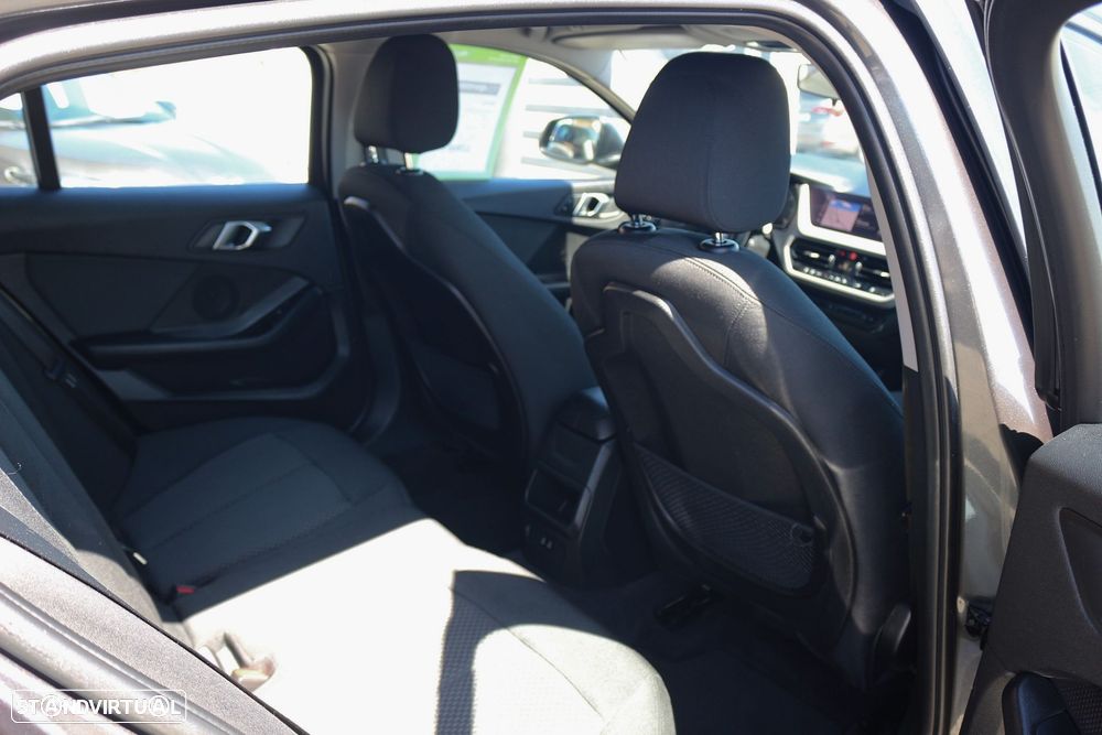 BMW 116 d Corporate Edition Auto - 37
