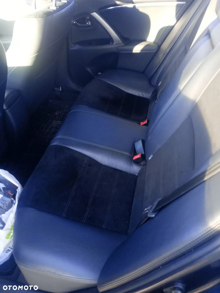 Toyota Avensis 2.0 D-4D Style - 7