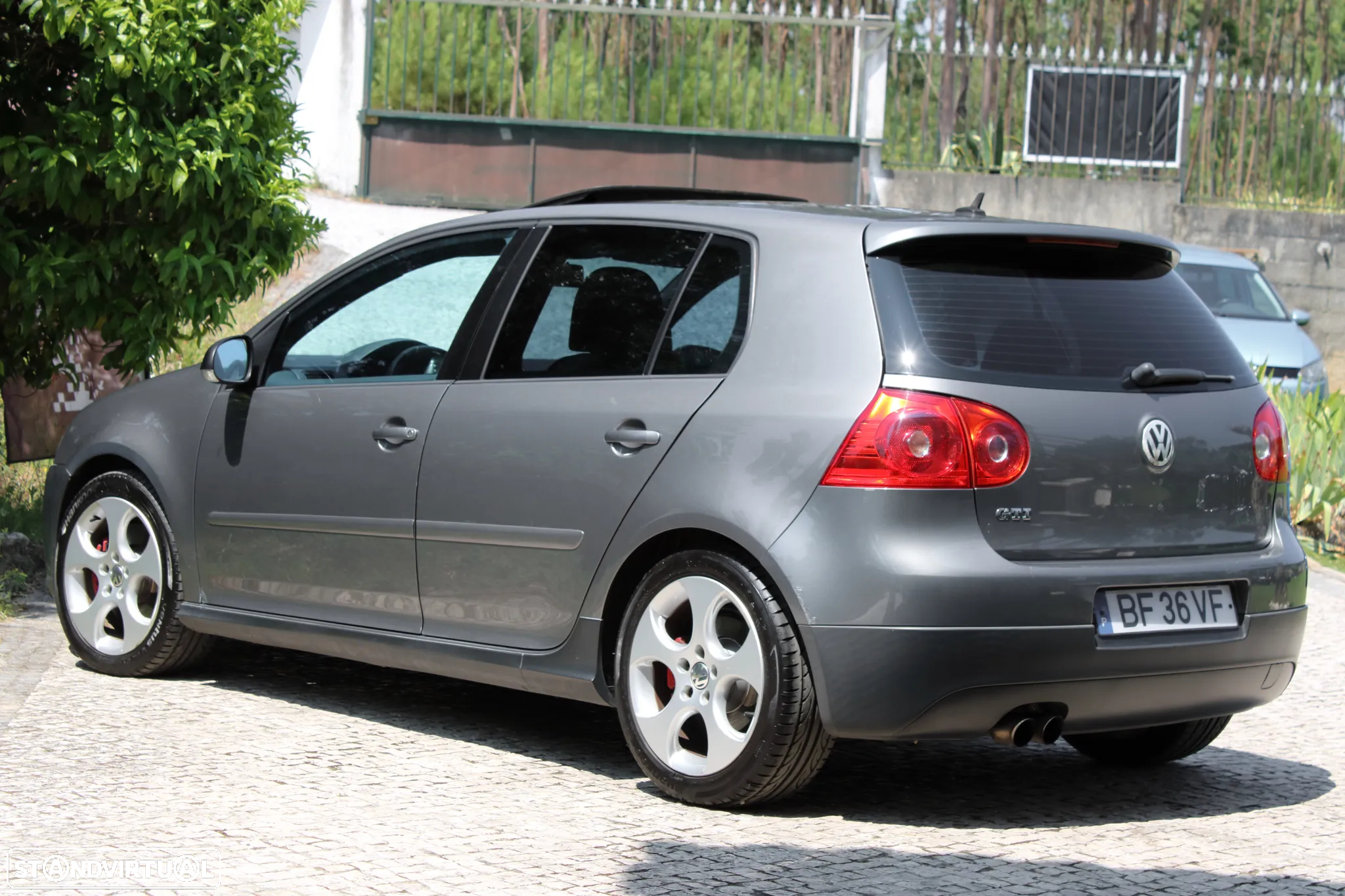 VW Golf 2.0 GTi DSG - 5