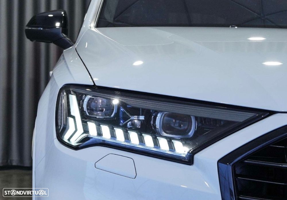 Audi Q7 55 TFSI e quattro tiptronic S line - 4