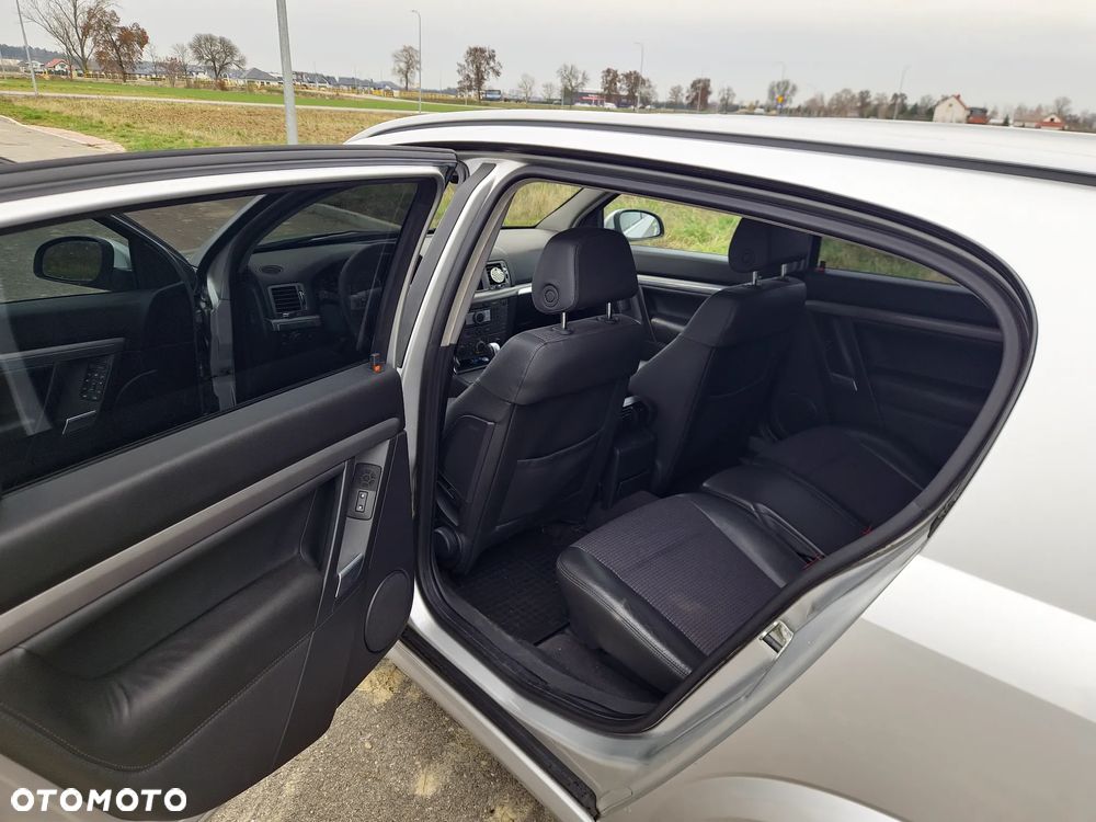 Opel Signum 3.0 V6 CDTI Cosmo - 6