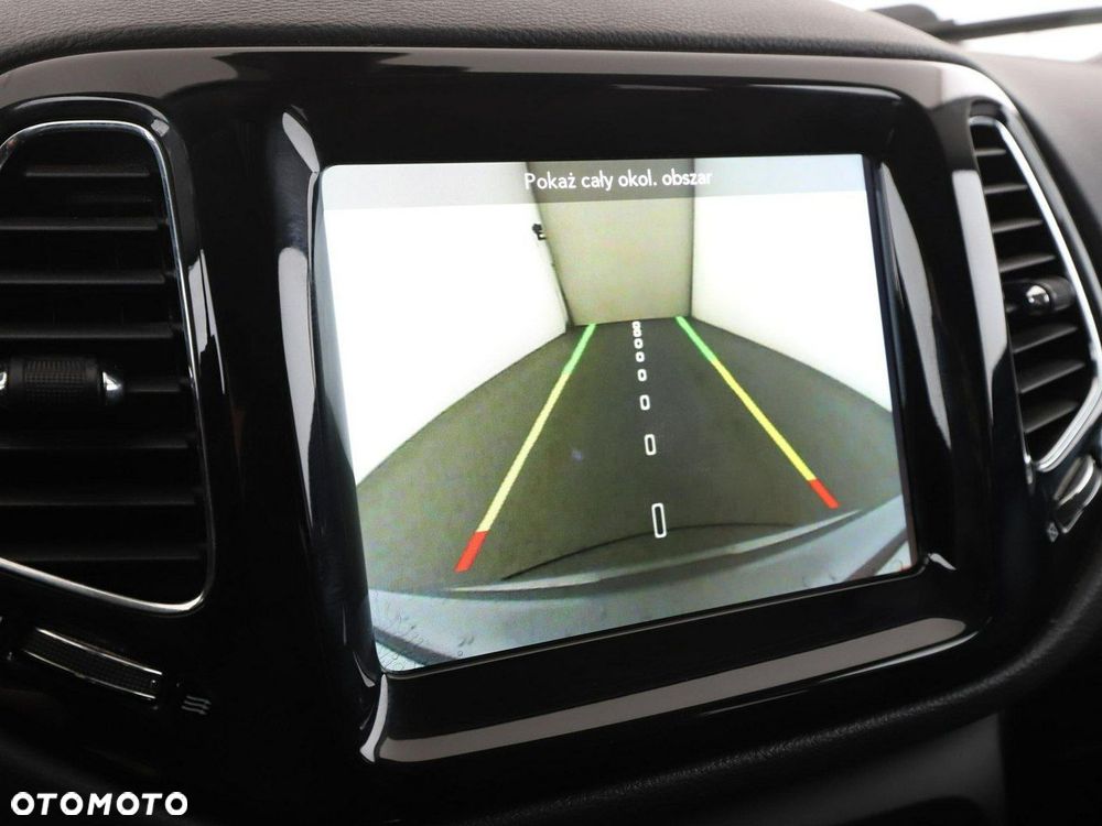 Jeep Compass - 24