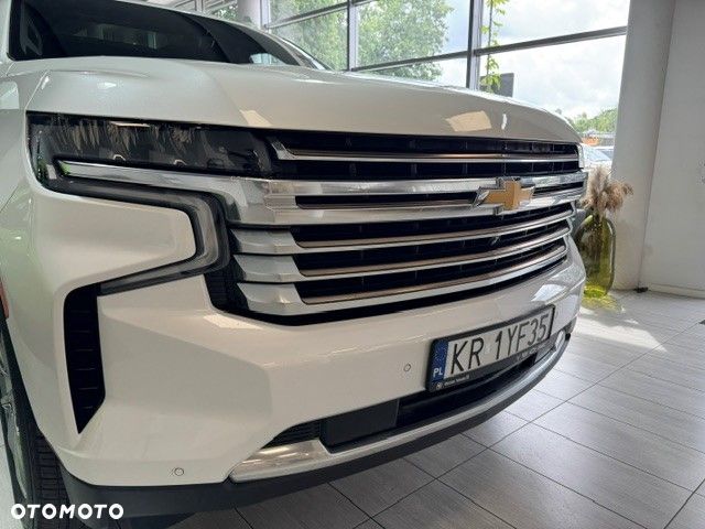 Chevrolet Suburban - 9