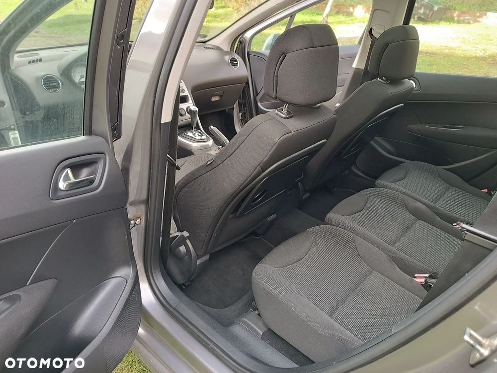 Peugeot 308 - 10