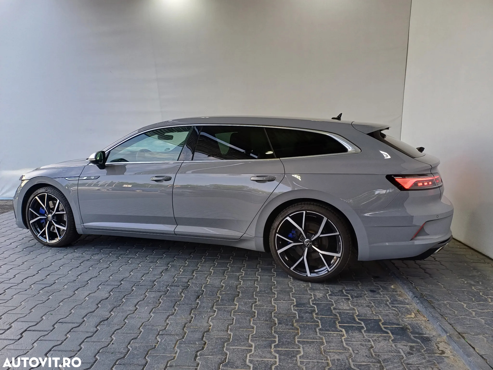 Volkswagen ARTEON 2.0 TSI 4Motion DSG R - 3