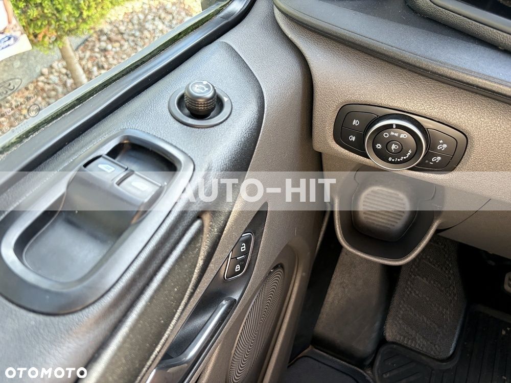 Ford Transit - 27