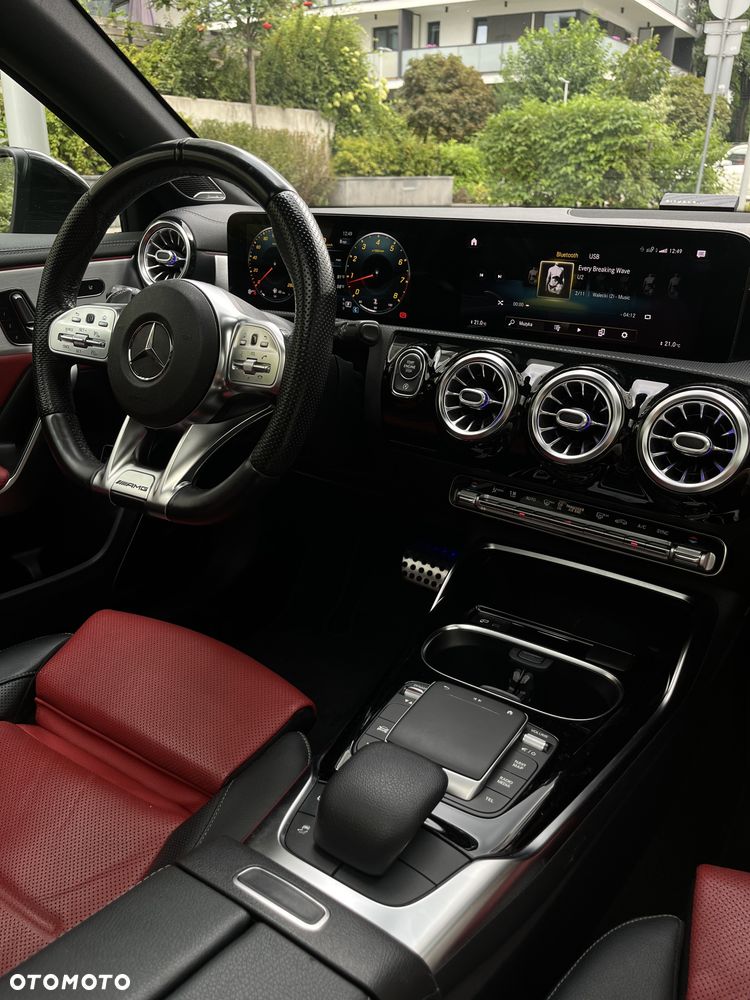 Mercedes-Benz Klasa A AMG 35 4Matic AMG Speedshift DCT 7G - 25