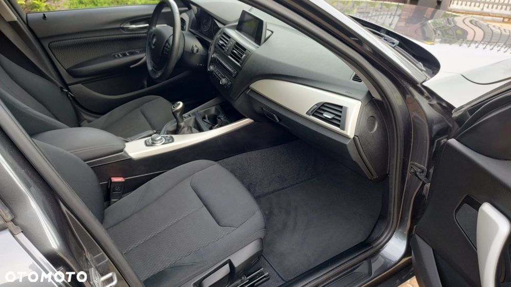 BMW Seria 1 118d - 22