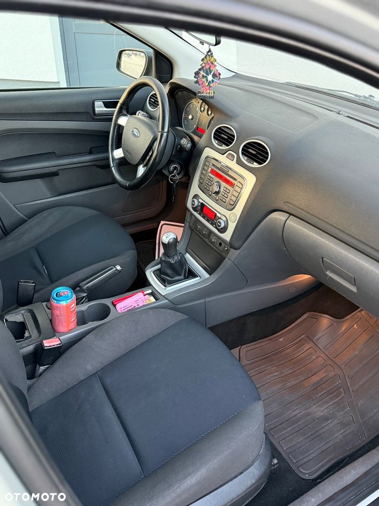 Ford Focus - 7