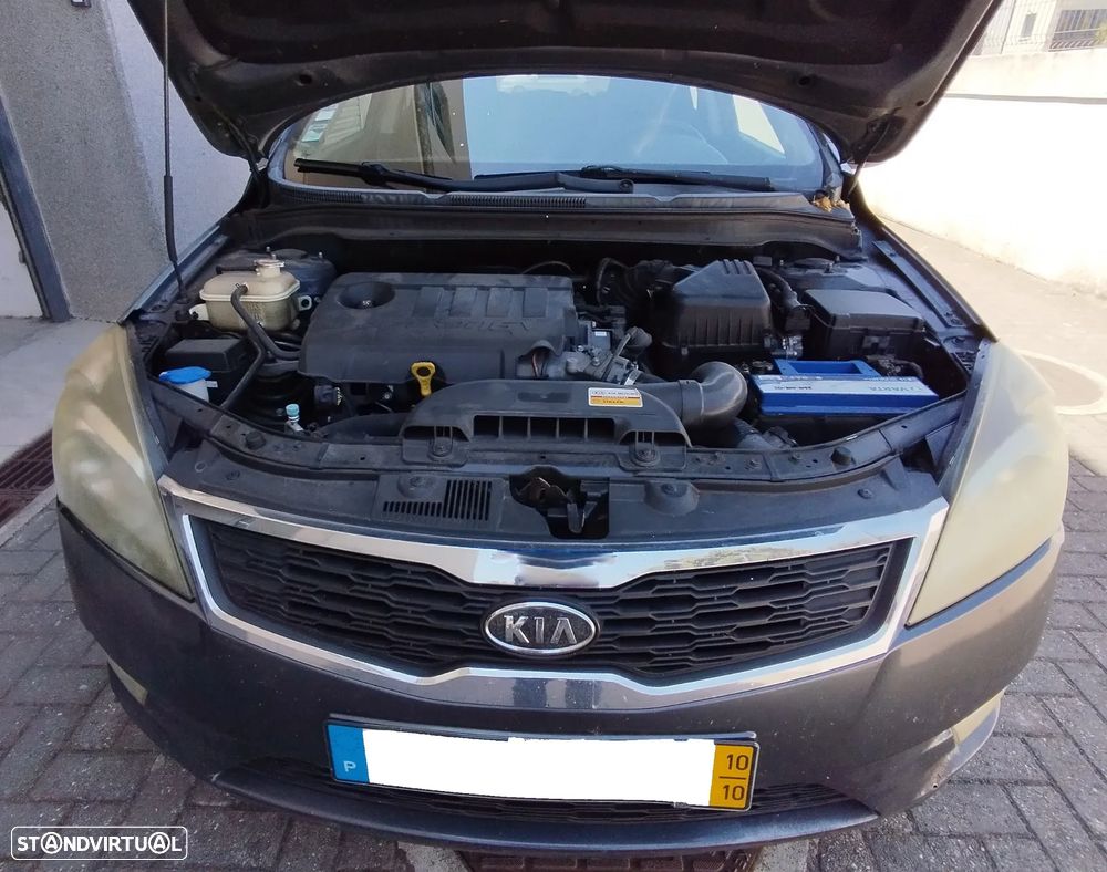 Kia Ceed SW 1.6 CRDi LX ISG - 3