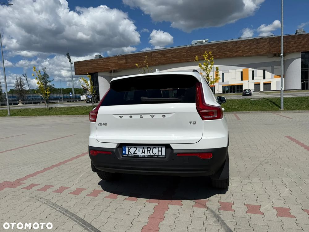 Volvo XC 40 T3 - 11