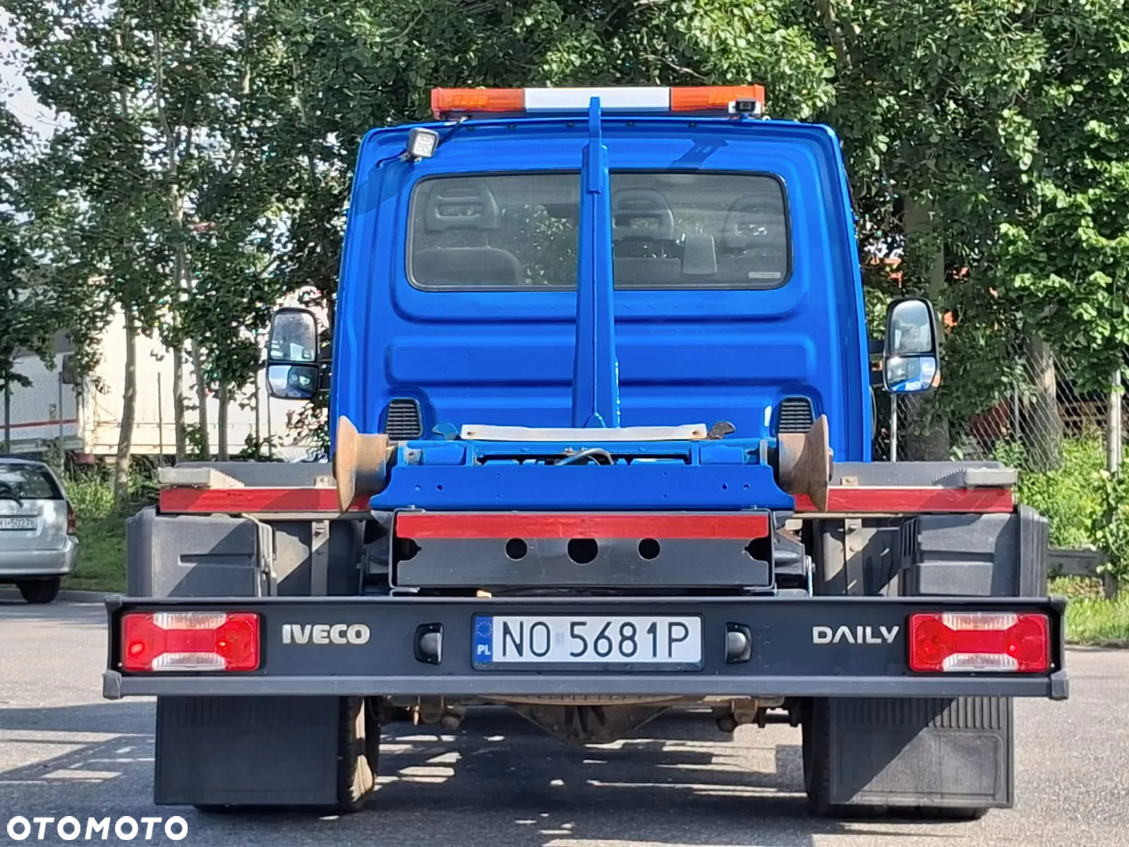 Iveco 70C18 - 12