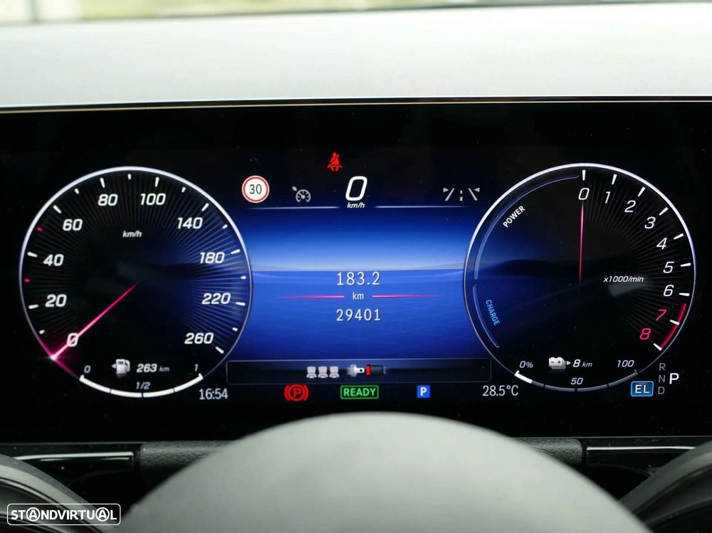 Mercedes-Benz GLA 250 e AMG Line - 21