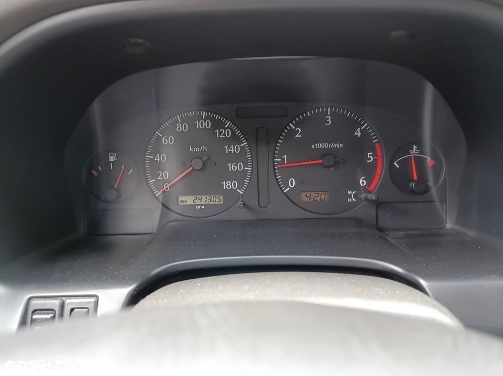 Nissan Patrol 3.0 TDI Luxury - 6