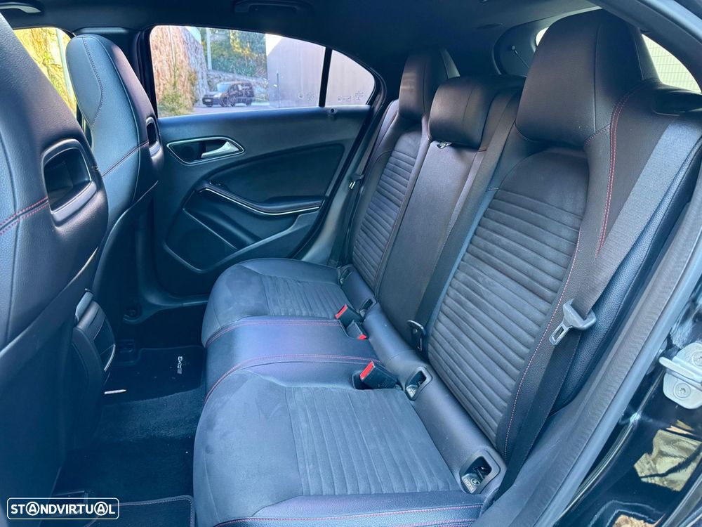 Mercedes-Benz A 180 d AMG Line Aut. - 32